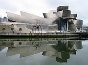 Camara Canon Powershot G5
Simetría del Guggenheim
Museo Guggenheim
BILBAO
Foto: 4149
