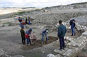 Objetivo 16 to 35
Excavaciones en el Foro
Segóbriga
SEGÓBRIGA
Foto: 372