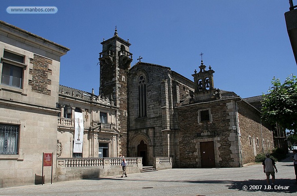 Lugo
Claustro del Convento de San Francisco (Museo Provincial)
Lugo