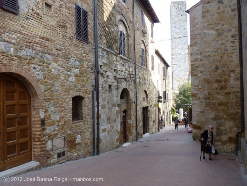 San Gimignano
Toldos del mercadillo
Siena