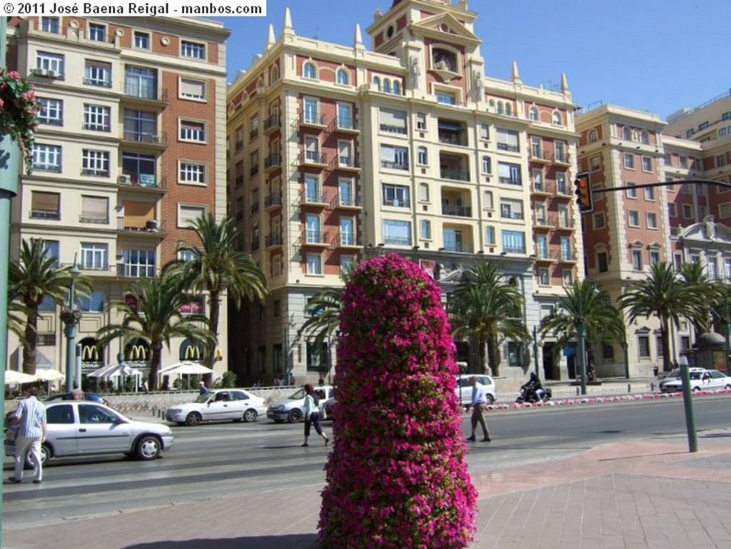 Malaga
Plaza de la Marina
Malaga
