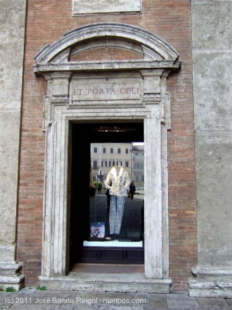 Perugia
Monumento a Julio III
Perugia