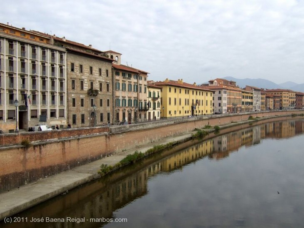 Pisa
Reflejos en el Arno
Toscana