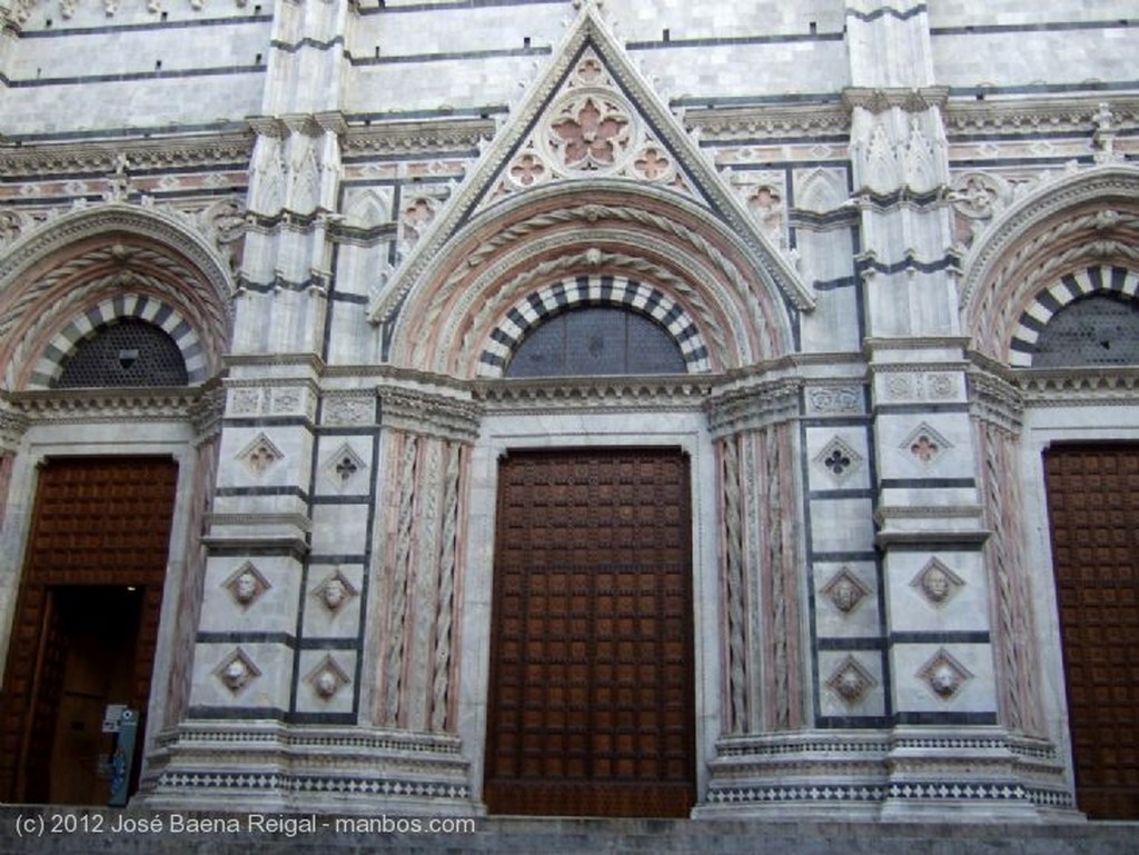 Siena
Pulpito de Nicola Pisano
Toscana