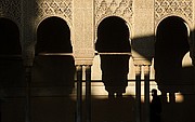 Camara NIKON D70
Sombras de arcos
La Alhambra
GRANADA
Foto: 12496